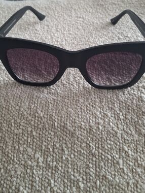 Diff Matte Black Gradient  Sunglasses  Diff